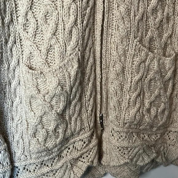 Inis Crafts Ireland 100% Merino Wool Cable Knit Zip Up Cardigan Sweater Sz M - Picture 6 of 10
